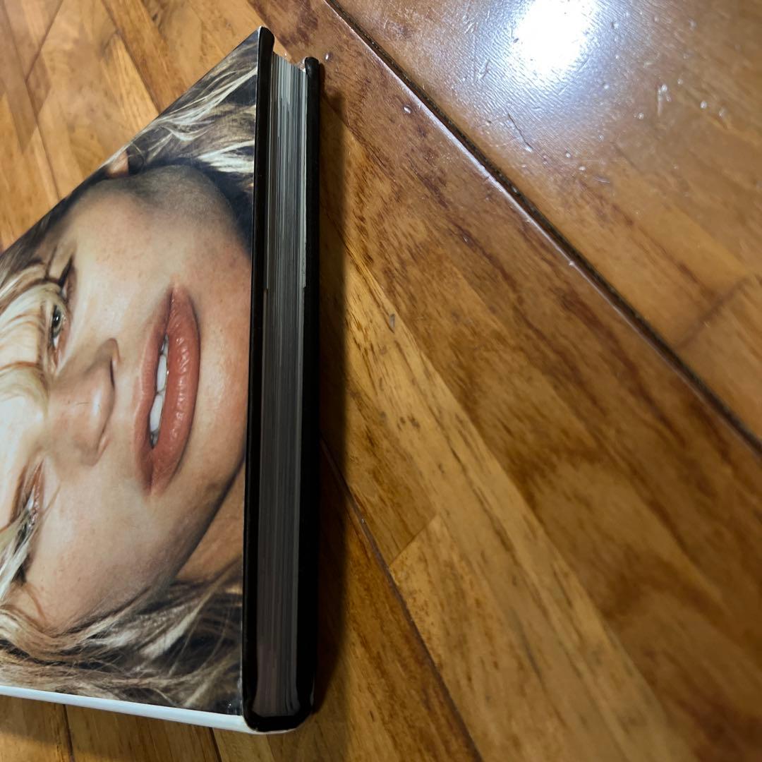 ユルゲン・テラー　Juergen Teller 写真集