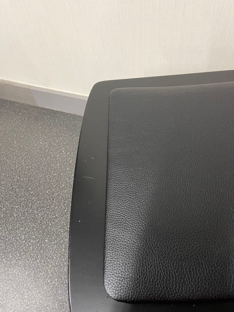 トムソン椅子　ピアノ椅子　アップライトピアノ　グランドピアノ　背もたれ椅子