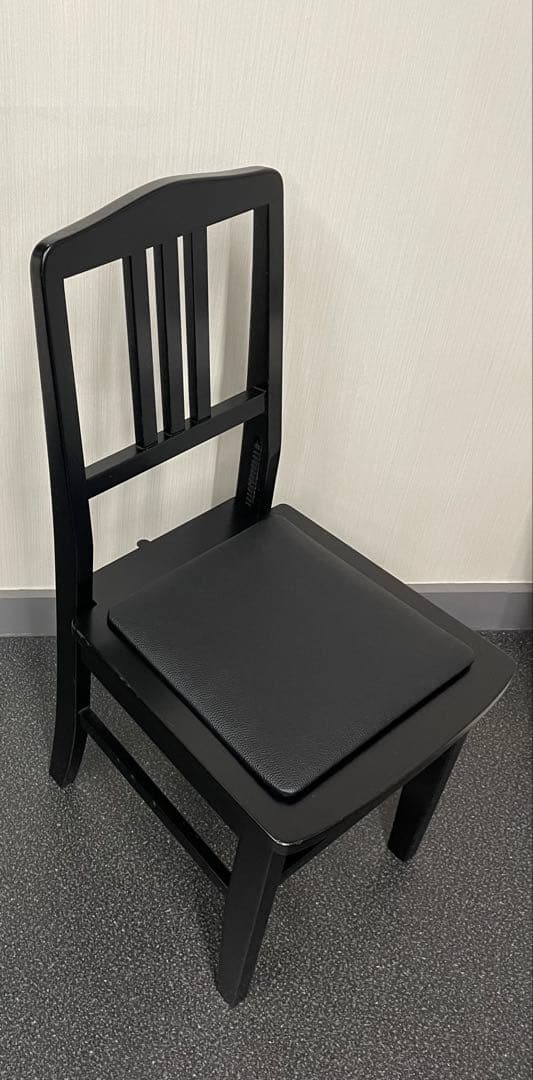 トムソン椅子　ピアノ椅子　アップライトピアノ　グランドピアノ　背もたれ椅子