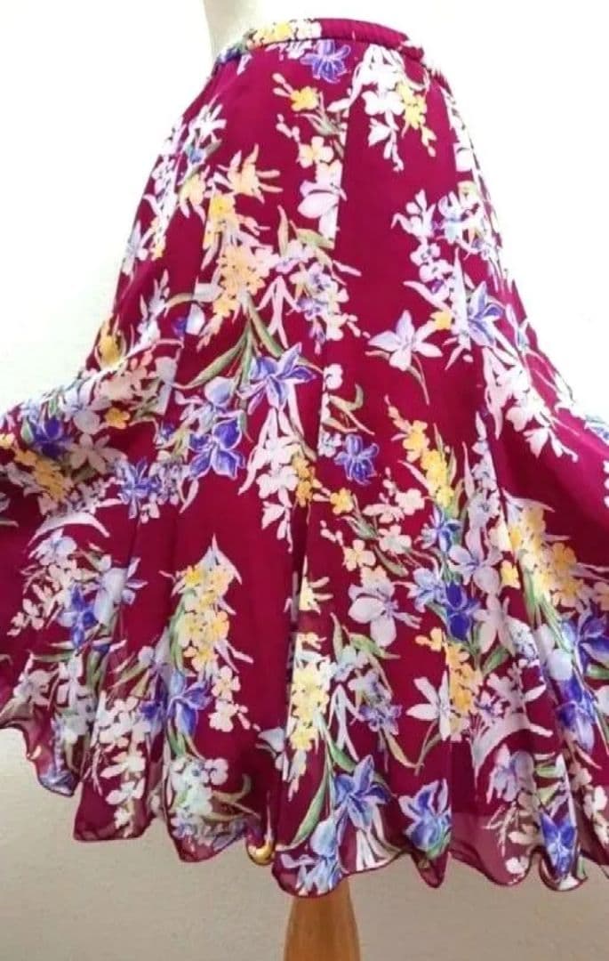 SALE☆チャコット　社交ダンス スカート　M 花柄 フレア　定価29700円