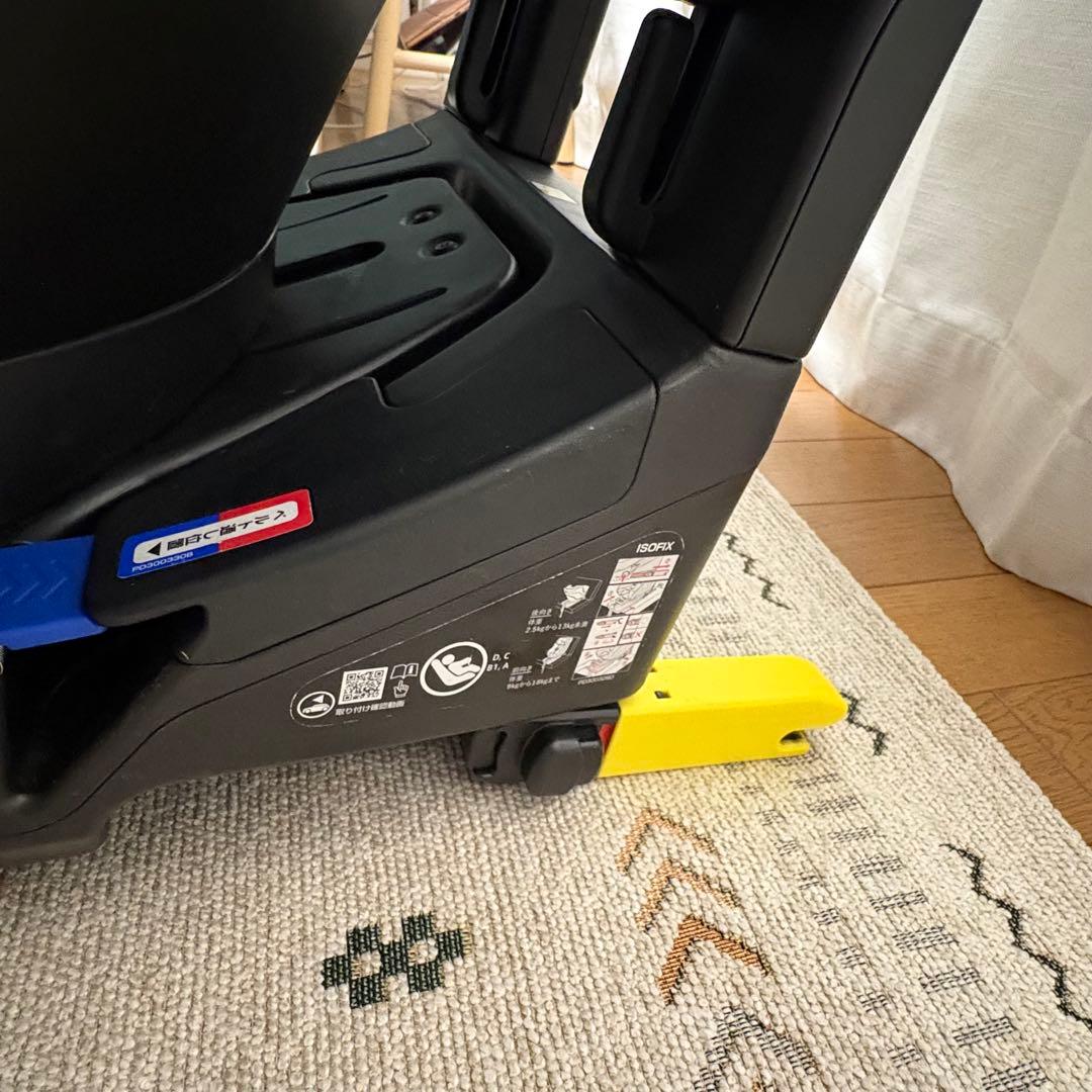 美品　アップリカ　チャイルドシート　クルリラプレミアムAB 回転式　ISOFIX