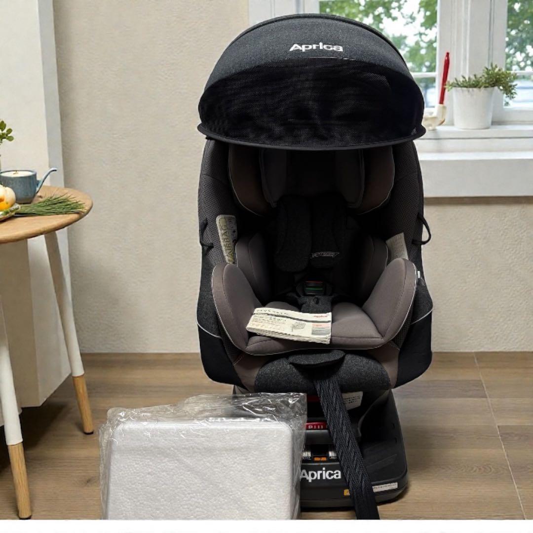 美品　アップリカ　チャイルドシート　クルリラプレミアムAB 回転式　ISOFIX
