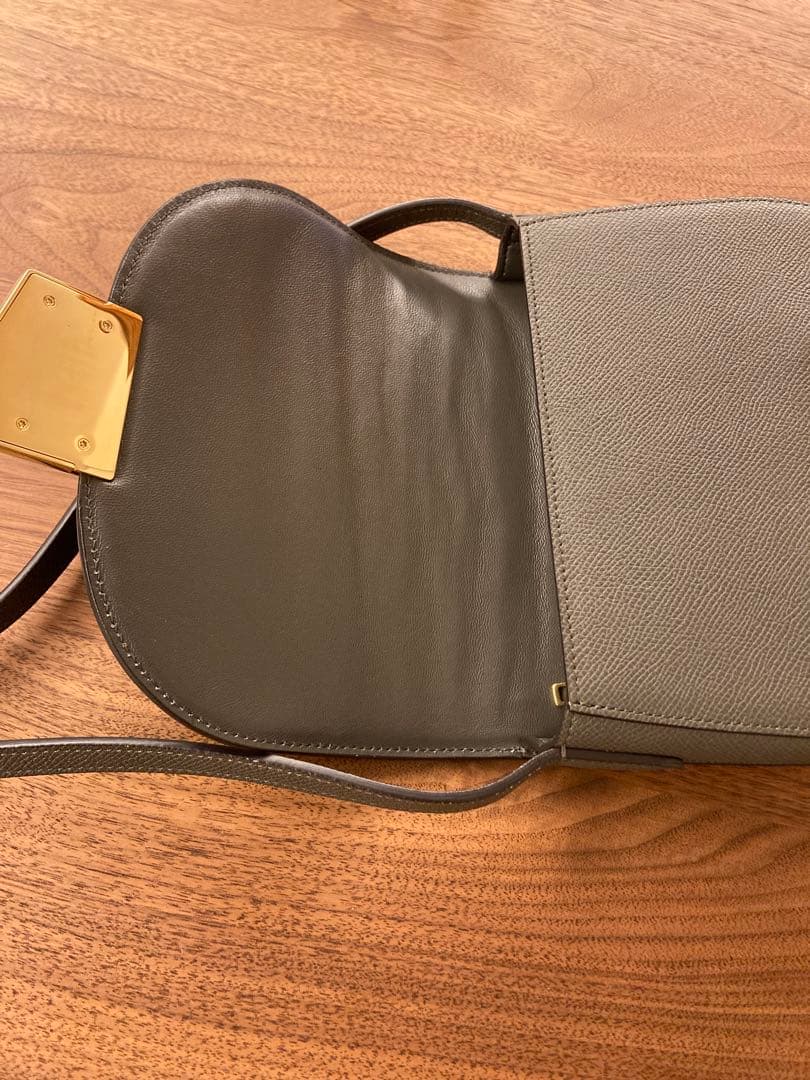 CÉLINEトロッタースモールバック