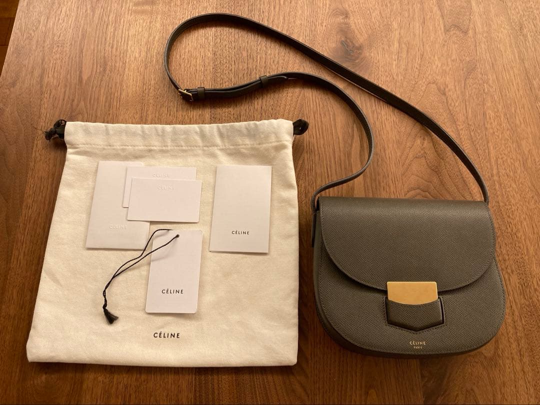CÉLINEトロッタースモールバック