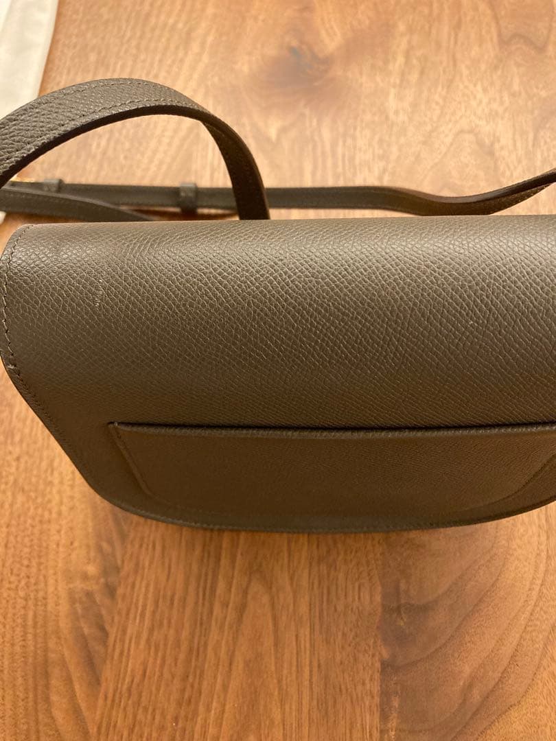 CÉLINEトロッタースモールバック