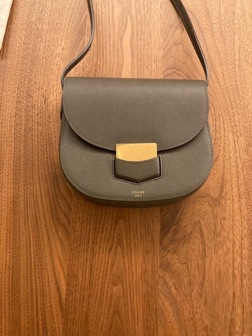 CÉLINEトロッタースモールバック