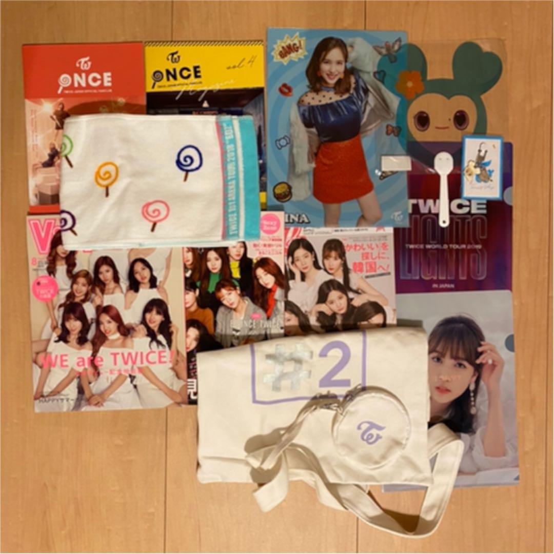 TWICE アルバム、CD、グッズ　まとめ売り！