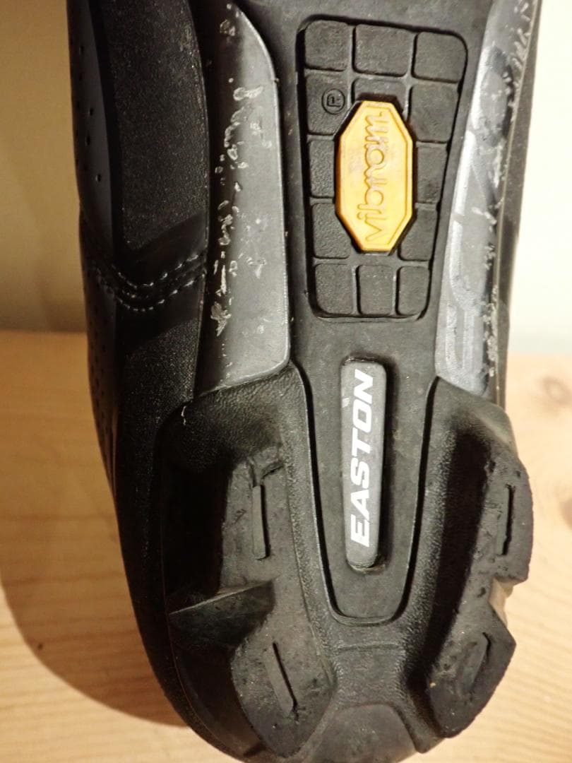 GIRO CODE TECHLACE　DARKSHADOW/BLACK　EU44