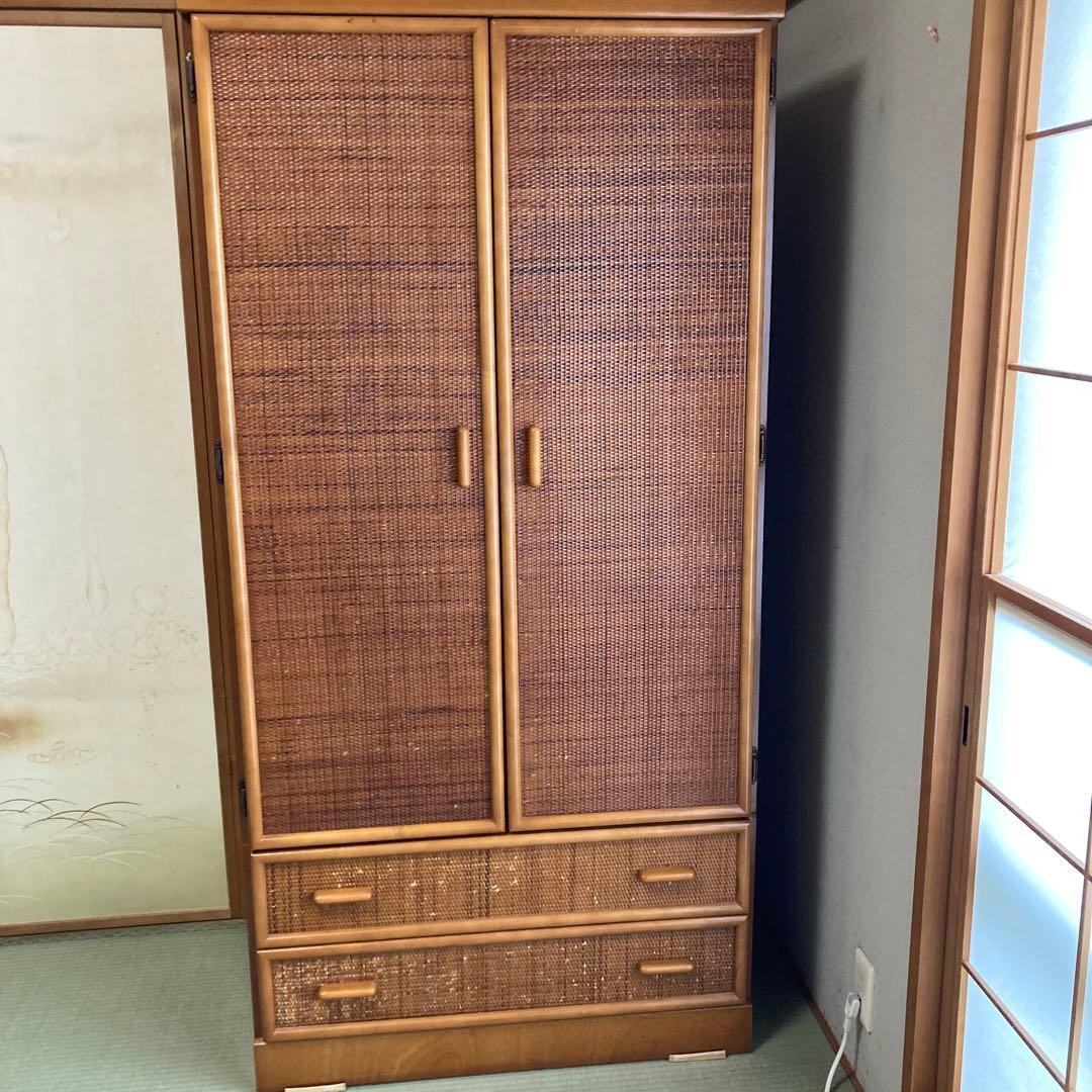 洋服ダンス　アジアン風