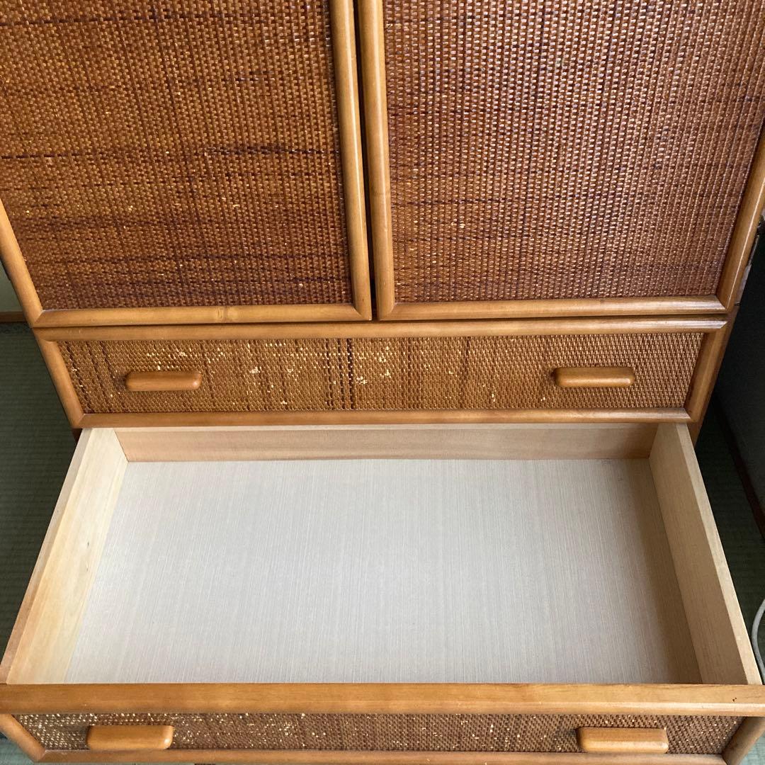 洋服ダンス　アジアン風