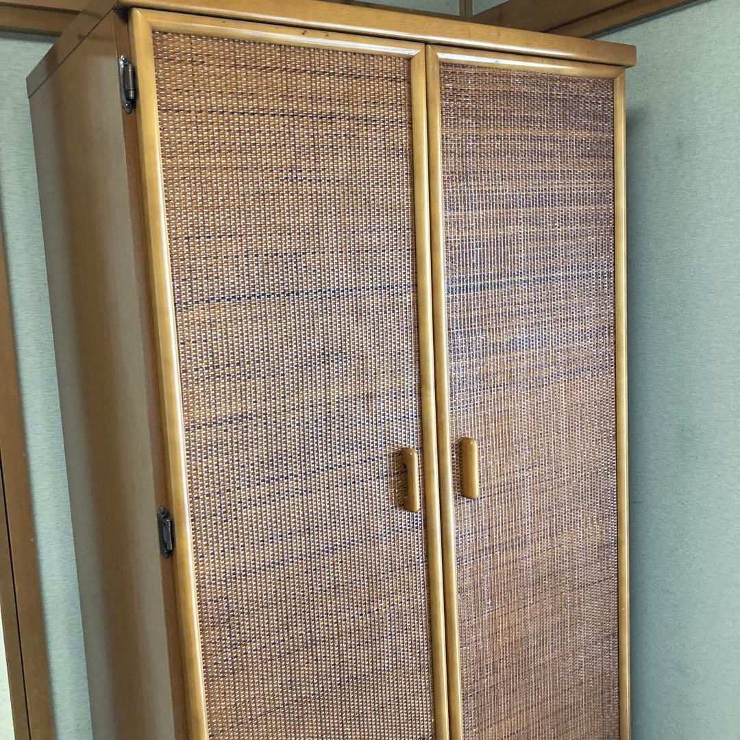 洋服ダンス　アジアン風