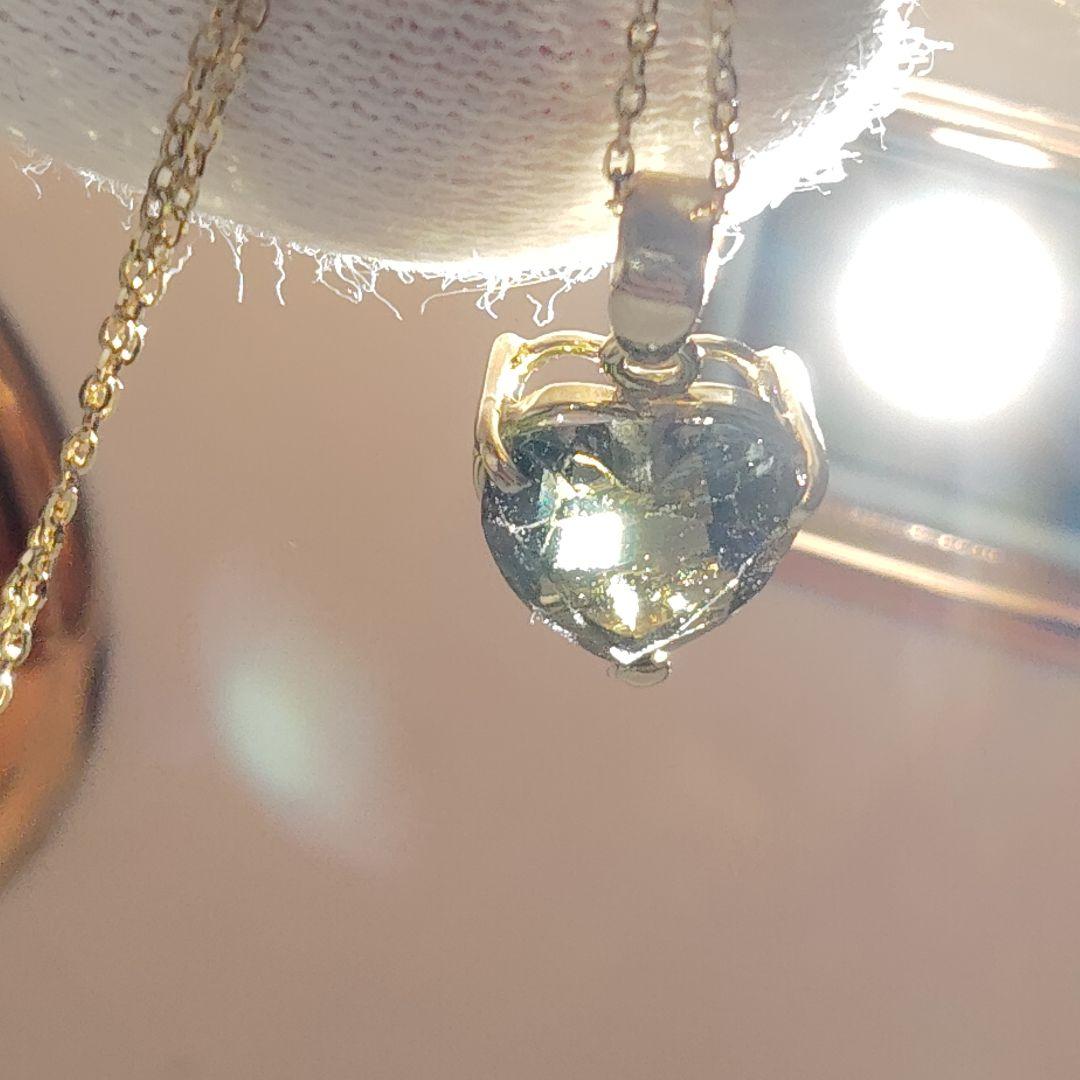 k18 モルダバイト ペンダントトップ 18金 ハート 隕石 チェーン無し