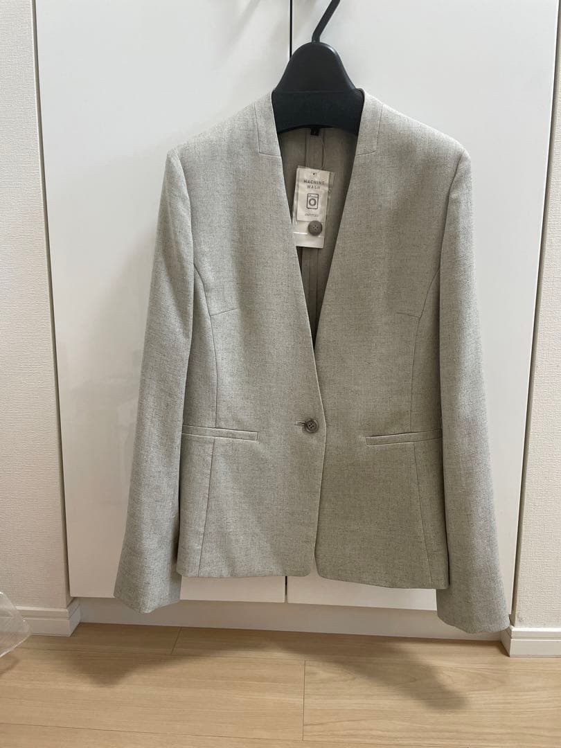 UNTITLED ノーカラージャケット