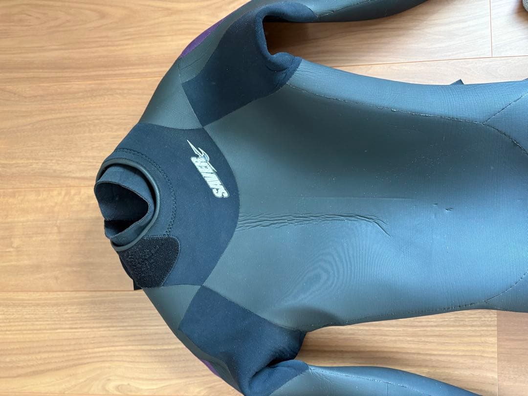 SAVER セイバー　ウェットスーツ　セミドライ