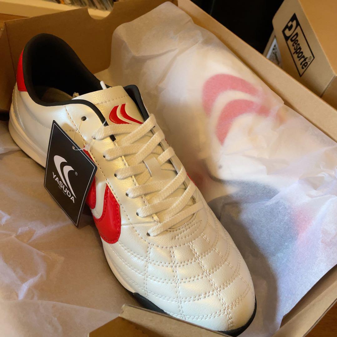 【新品未使用】リガレスタTF ホワイト/レッド 27.0cm