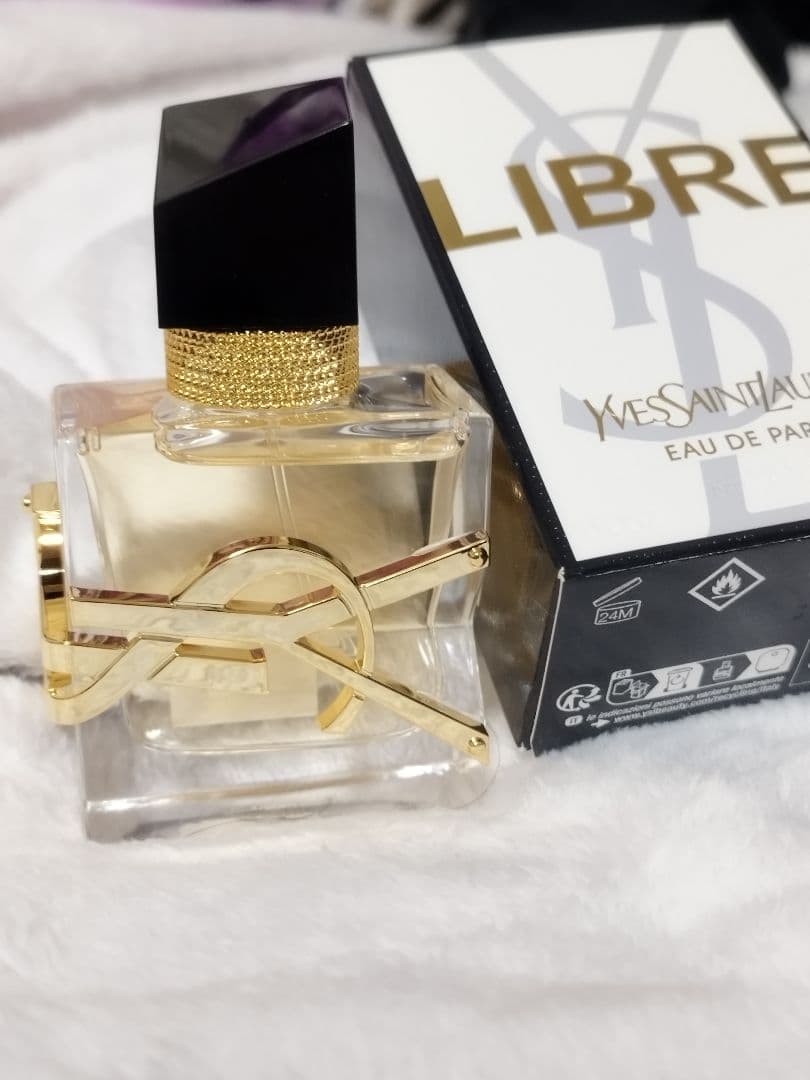 リブレ　オーデパルファム　30ml イヴサンローラン