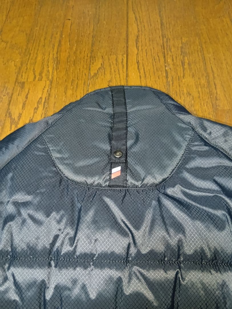 クシタニ　高性能防寒インナージャケット　美品　LLサイズ