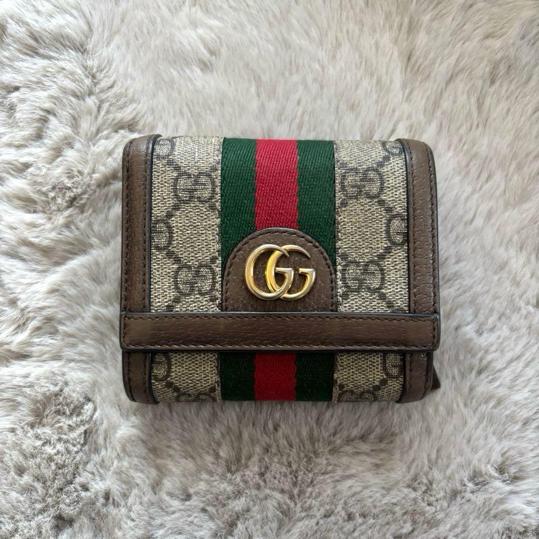GUCCI GGキャンバス 二つ折り財布