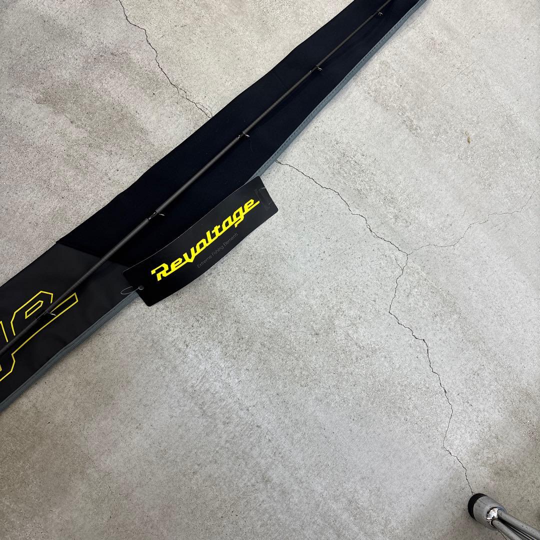 ロッド JACKALL REVOLTAGE RV-C73H