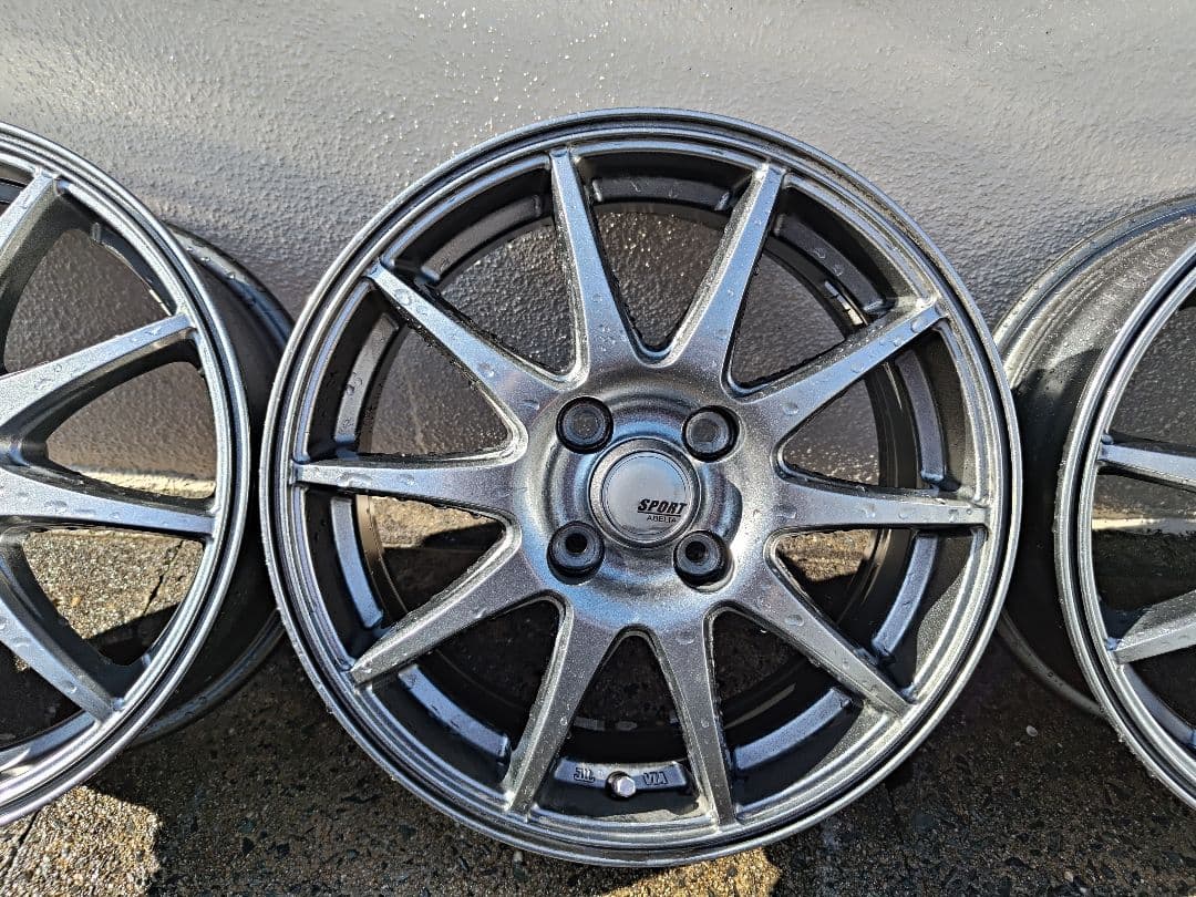 15インチ 5.5j 4穴　ET43 pcd100アベリアスポーツ　４本