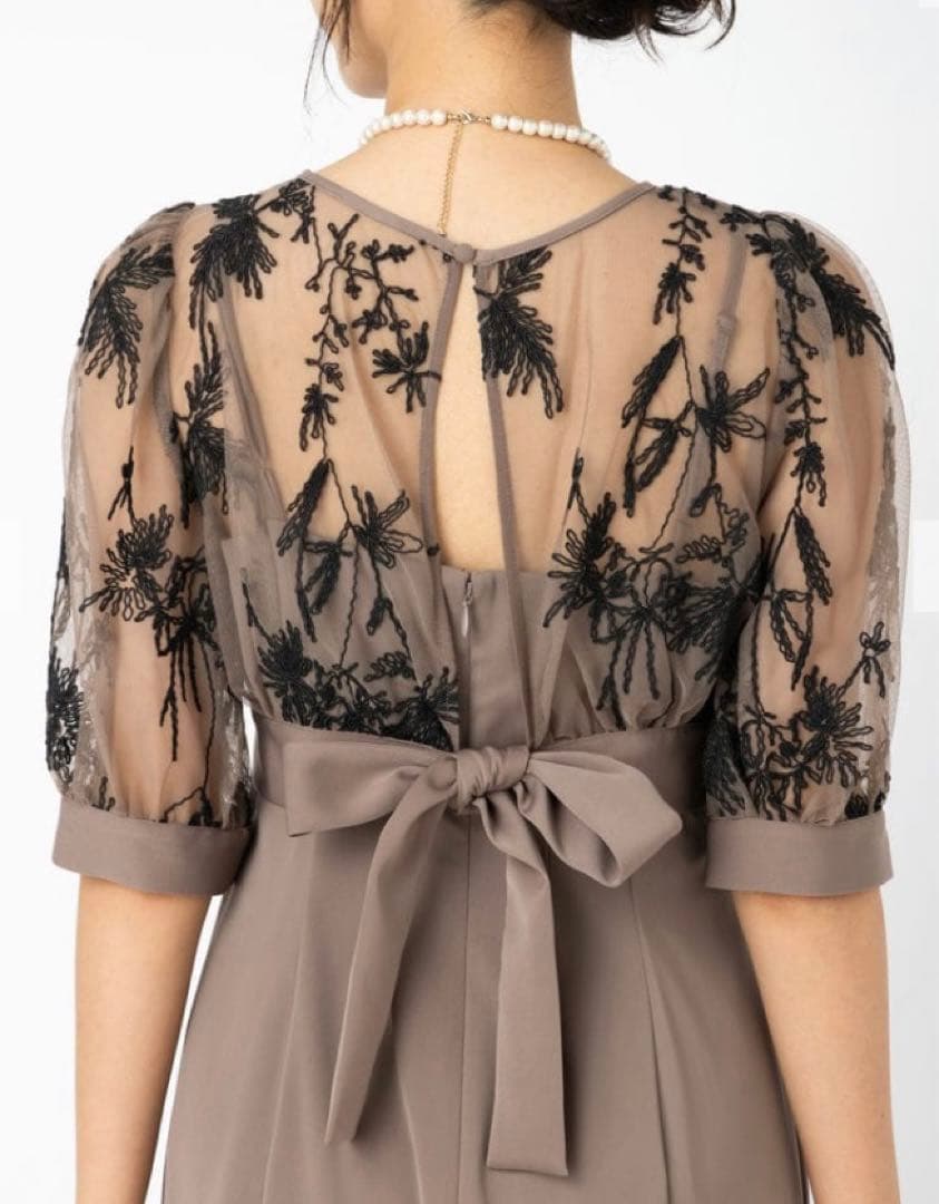 【新品】ドリードール 結婚式 バイカラーエンブロイダリーセットドレス　モカ/M