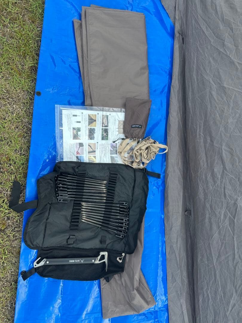 ラーテルワークス　ヴァル3 中古美品　グレージュ