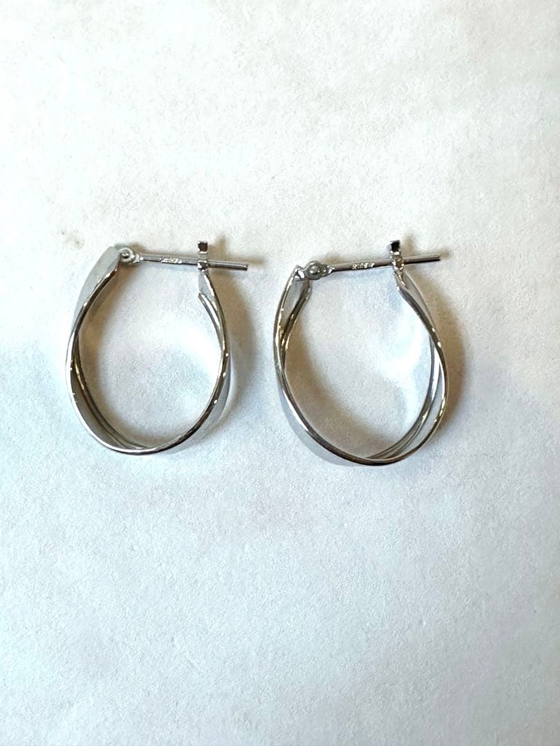 ジュエリーツツミ TSUTSUMI K10ホワイトゴールドピアス