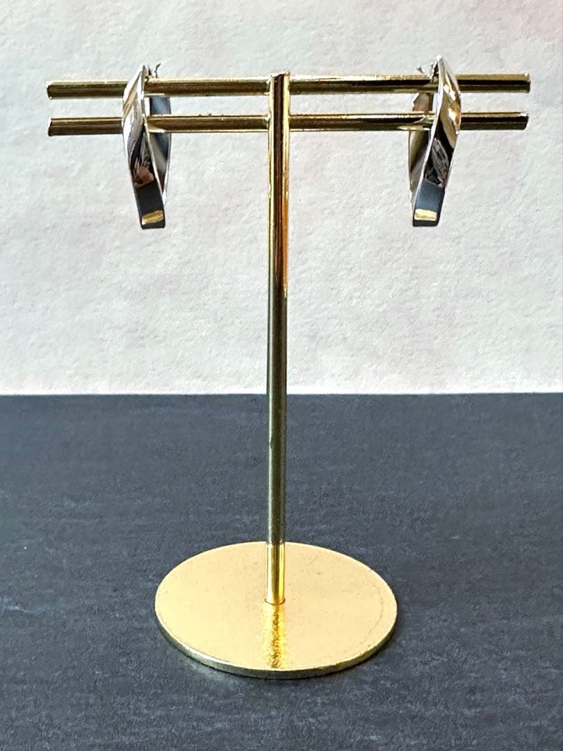 ジュエリーツツミ TSUTSUMI K10ホワイトゴールドピアス