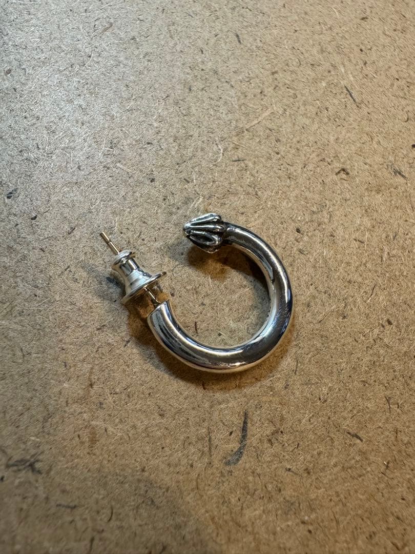 クロムハーツ　ピアス②