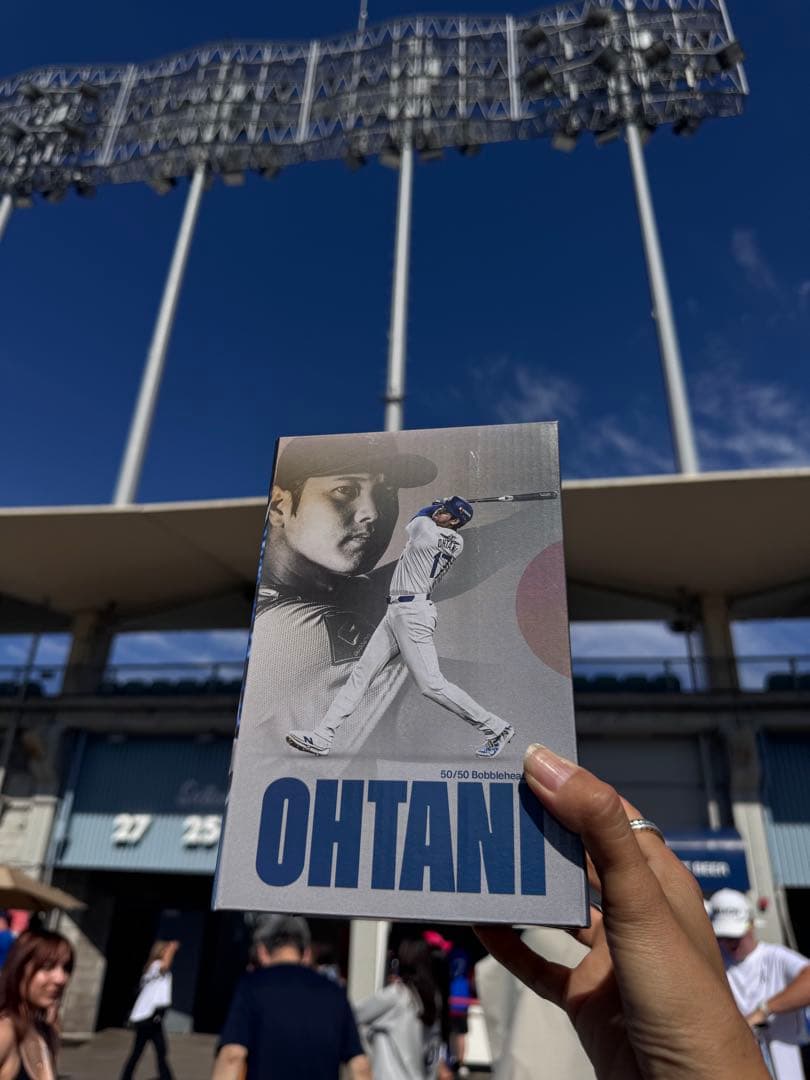 大谷翔平　50/50 ホームラン　ボブルヘッド　ドジャース　来場者限定　冊子付