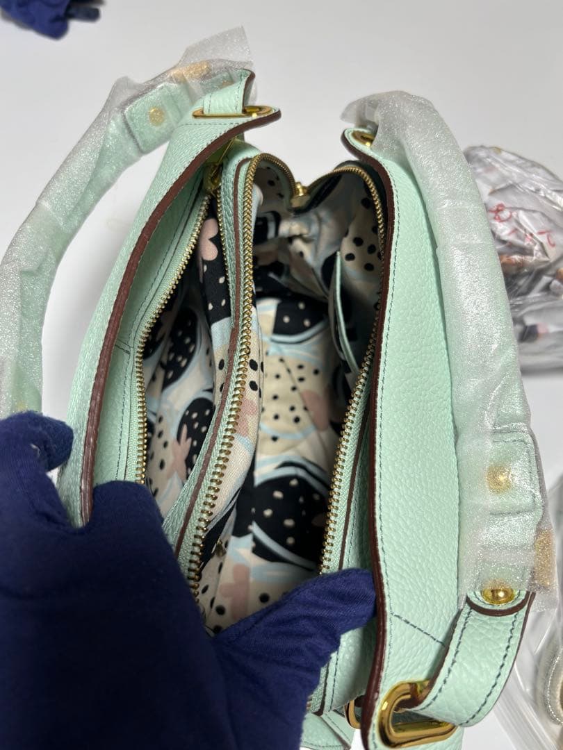 【美品】イアンヌ　オリビア　ハンドバッグ2way保存袋付き