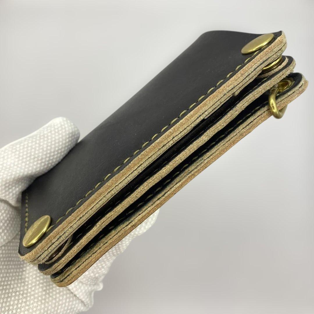 無骨 丘染めブラック ミドルトラッカーウォレット マチ/小判かん BMT0528