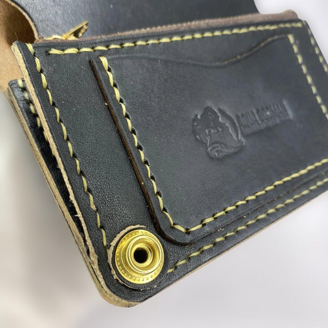 無骨 丘染めブラック ミドルトラッカーウォレット マチ/小判かん BMT0528