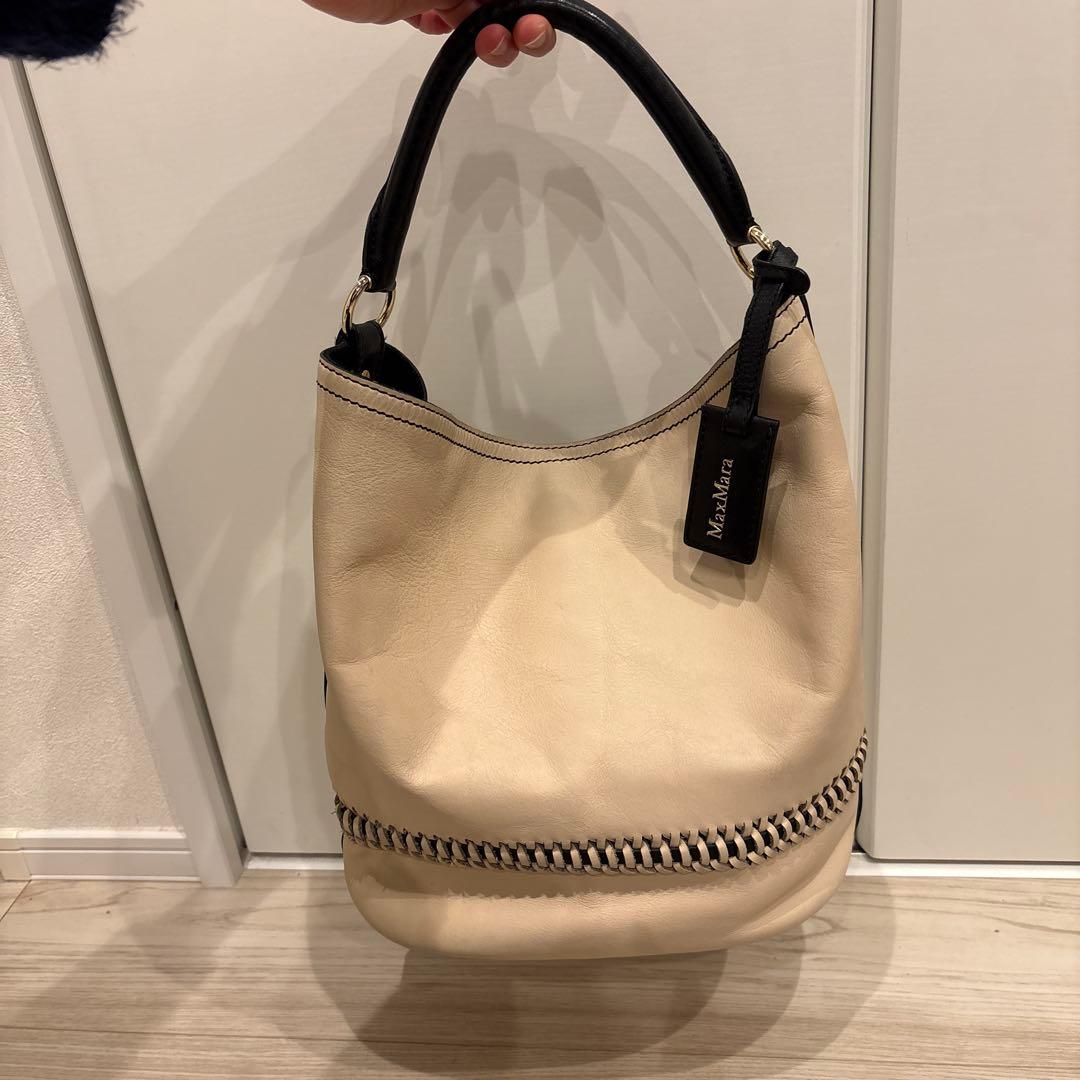 美品MaxMara マックスマーラクリーム色 アイボリーレザー ショルダーバッグ