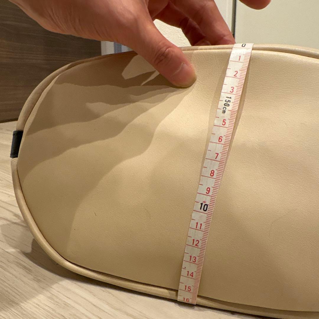 美品MaxMara マックスマーラクリーム色 アイボリーレザー ショルダーバッグ