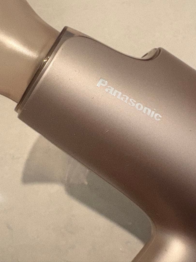 2022年製パナソニックナノケアドライヤー　EH-NA0G ピンク
