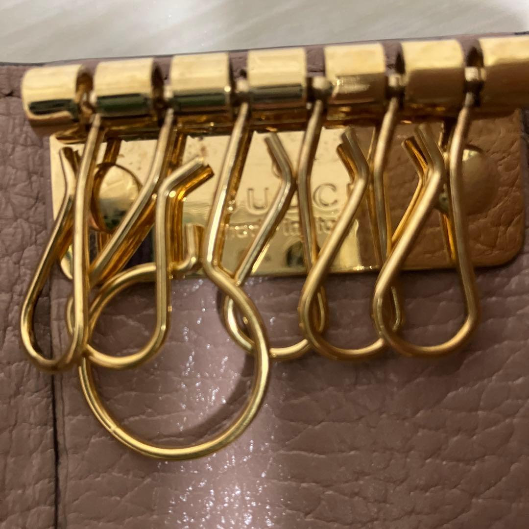GG ピンク ベージュレザーキーケース