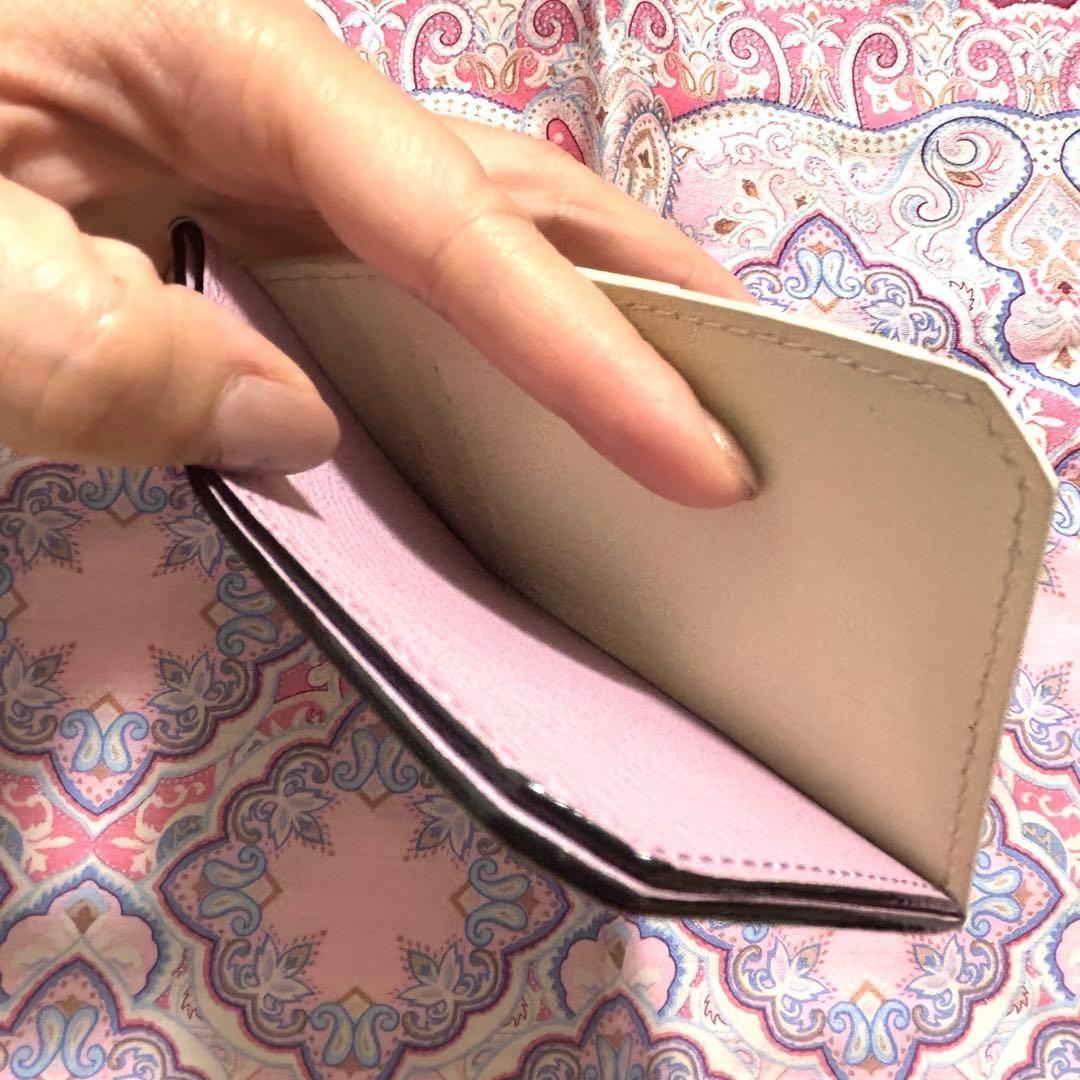 【美品】L'arcobaleno スマートミニウォレット　ライラック・ホワイト