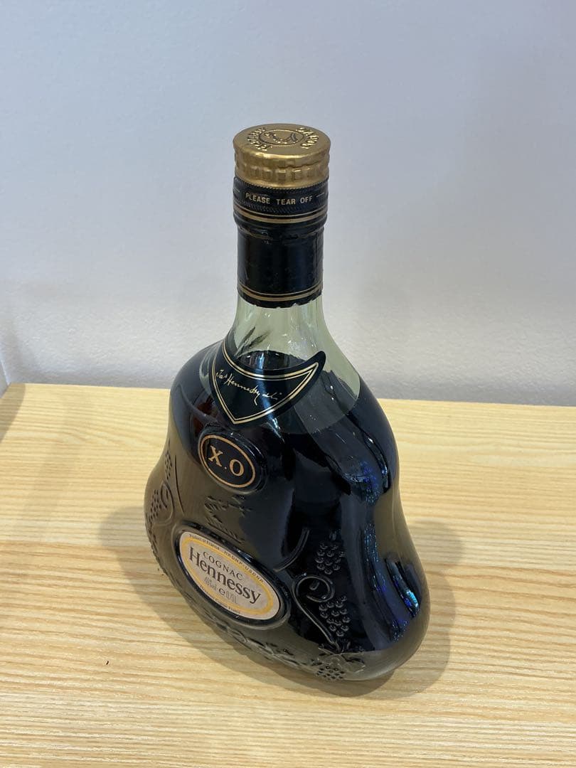560[未開栓]Hennessy X.O 金キャップ