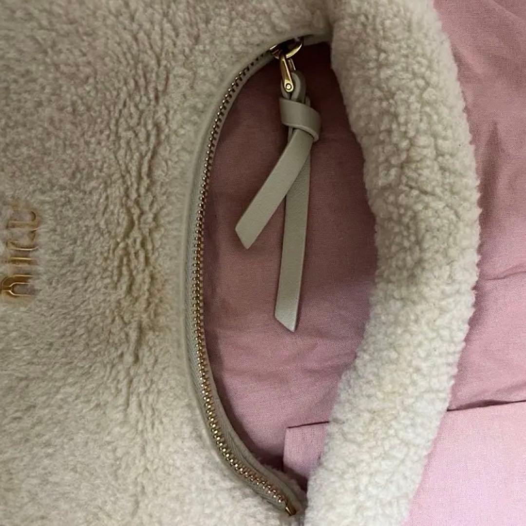 miumiu NR5BC125V ベージュバッグ