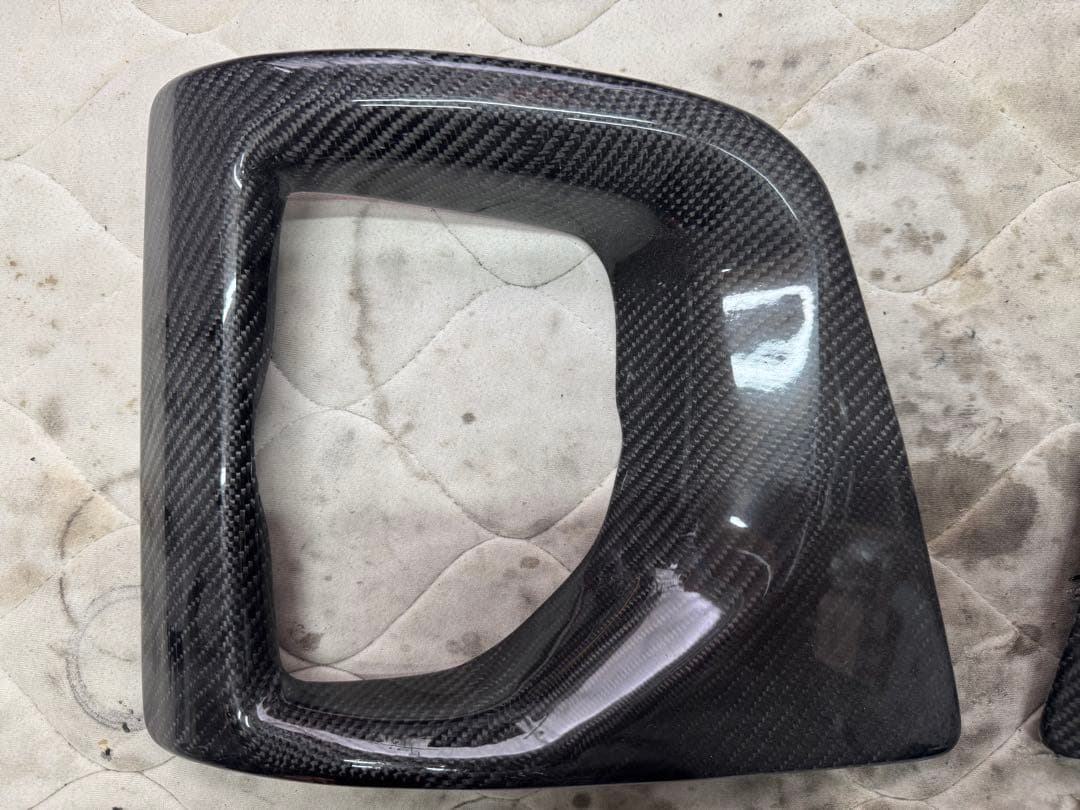 t*a様 200系ハイエース 4型以降 ナロー GPOカーボンフォグカバー 廃盤