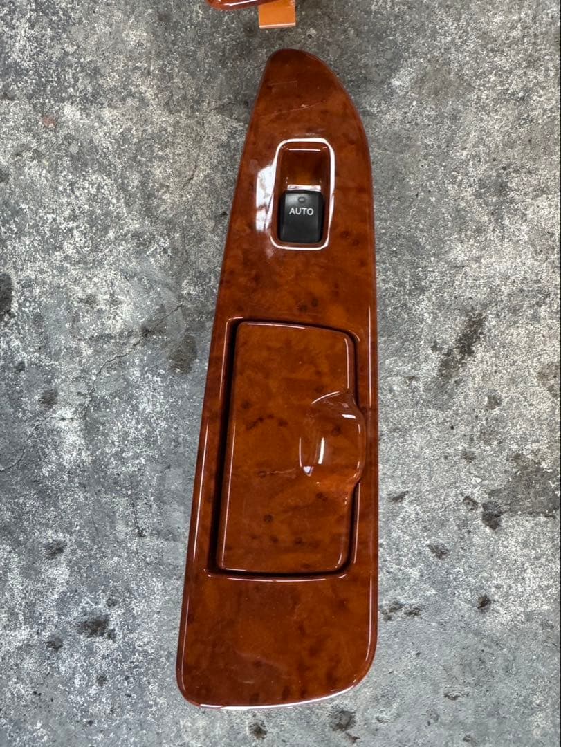 ランドクルーザー100系　中期　パワーウィンドウコントロールパネル