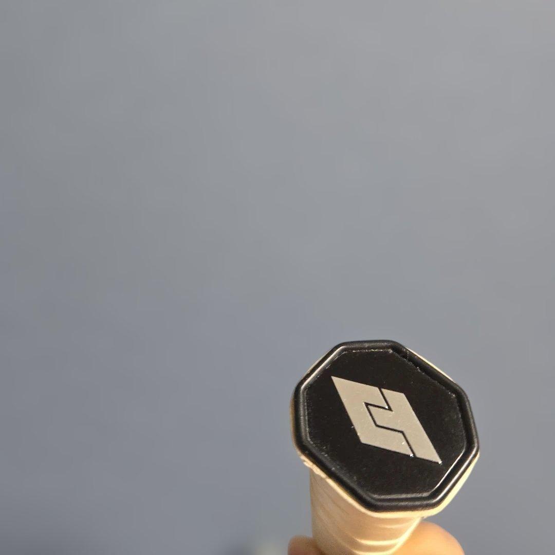 【美品】コンポジットテクノ LESMO LIGHT L5　バドミントンラケット