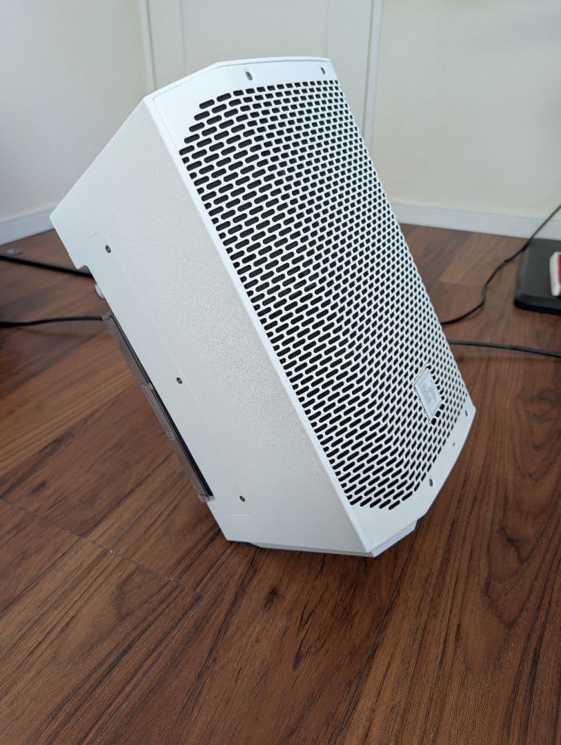 Electro-Voice EV Evers8　バック、純正バッテリー同梱