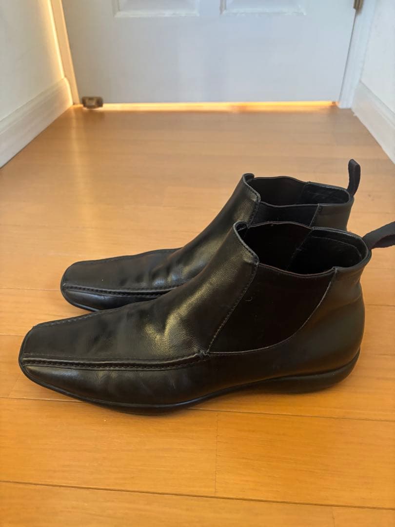 prada sports サイドゴアブーツ　スクエアトゥ