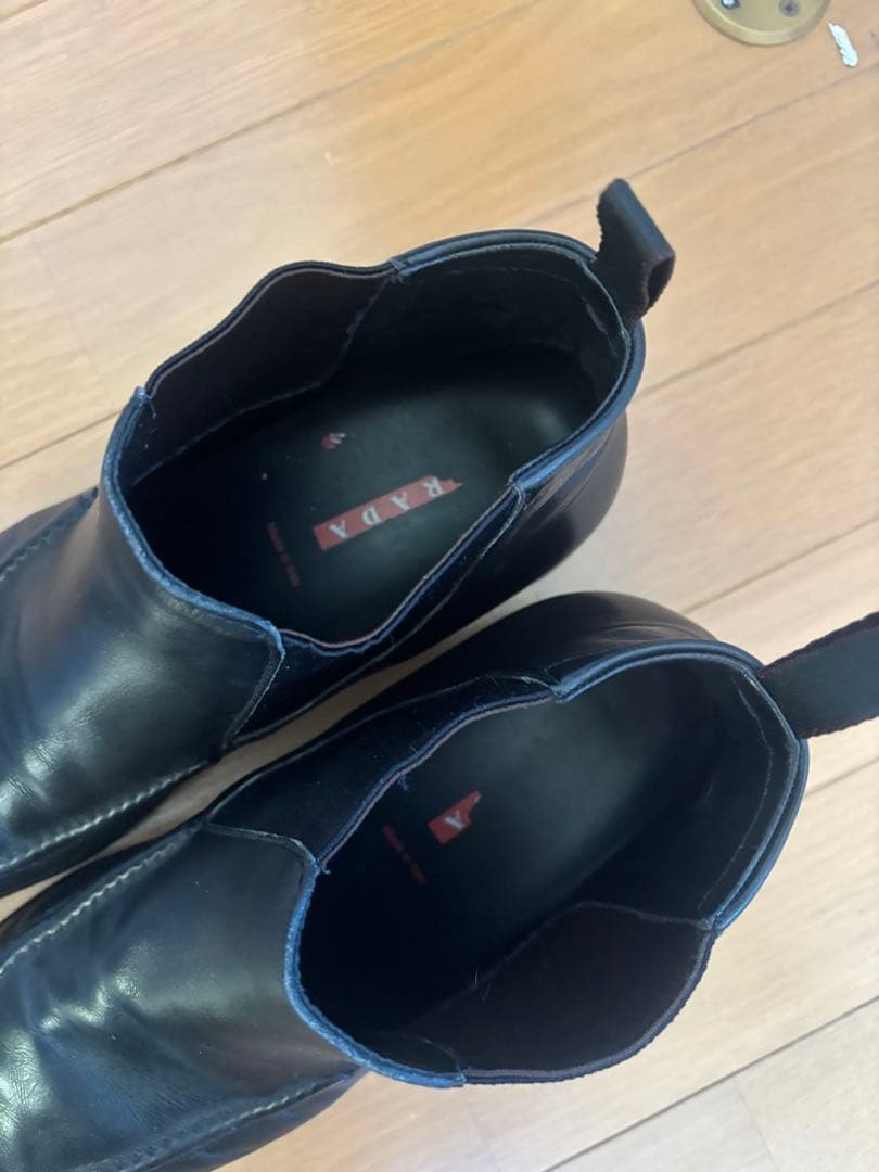 prada sports サイドゴアブーツ　スクエアトゥ