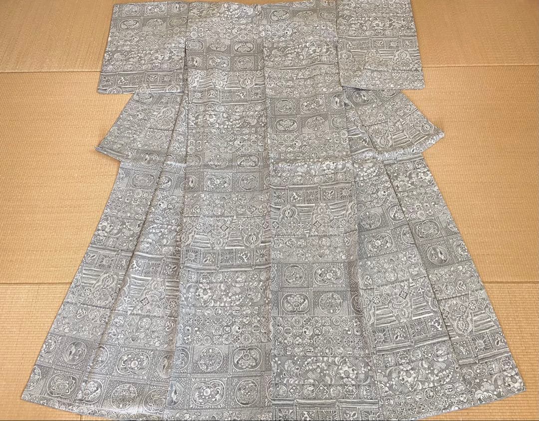 未使用しつけ付き☆天目織　お召し　花や鳥模様　着物（袷）ラスト！