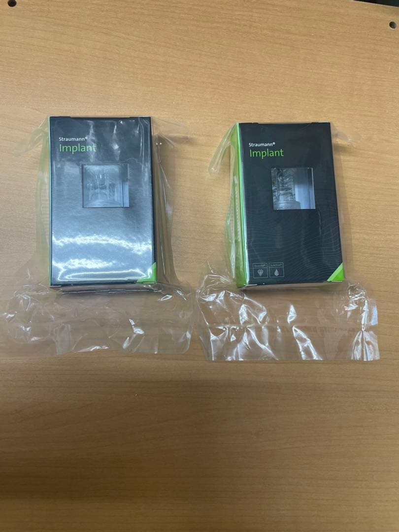 ストローマンインプラント2本セット