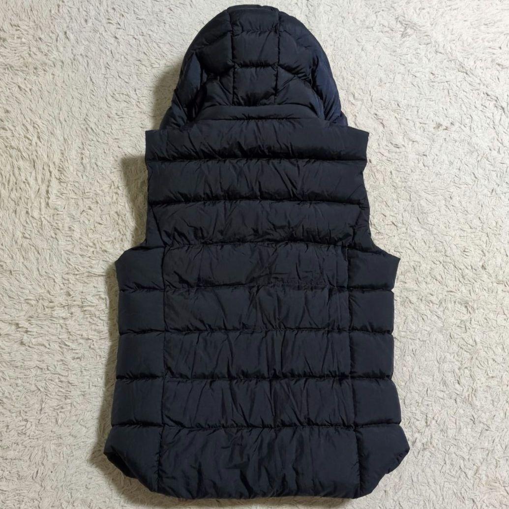 美品 TATRAS CURONE ダウンベスト 2WAY 02 ネイビー