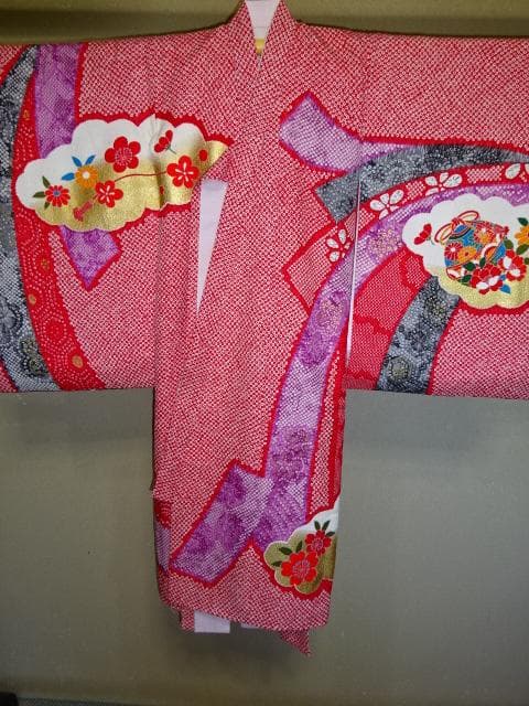 産着一つ身　女児着物　総絞り　仕付け糸付き